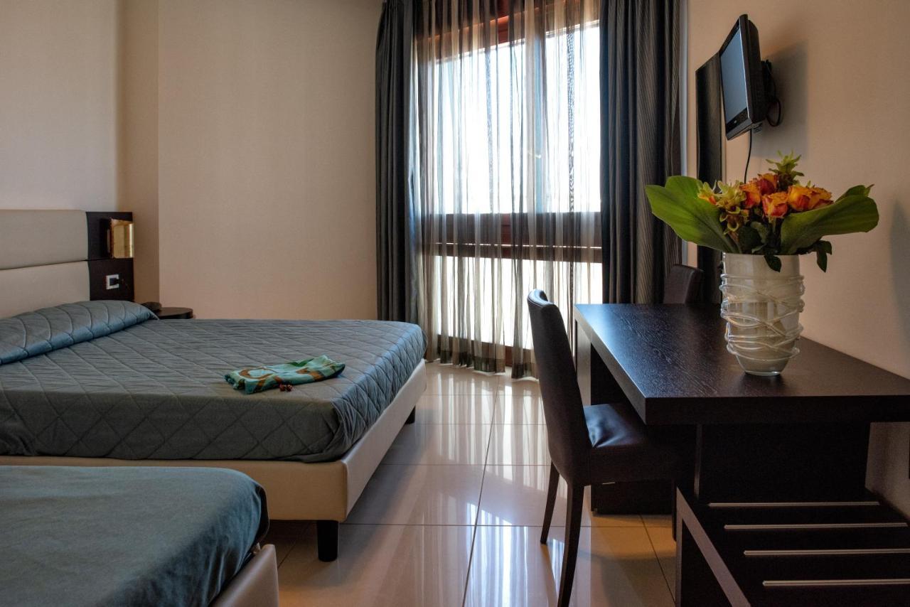Hotel Le Tegnue Сотомарина Екстериор снимка